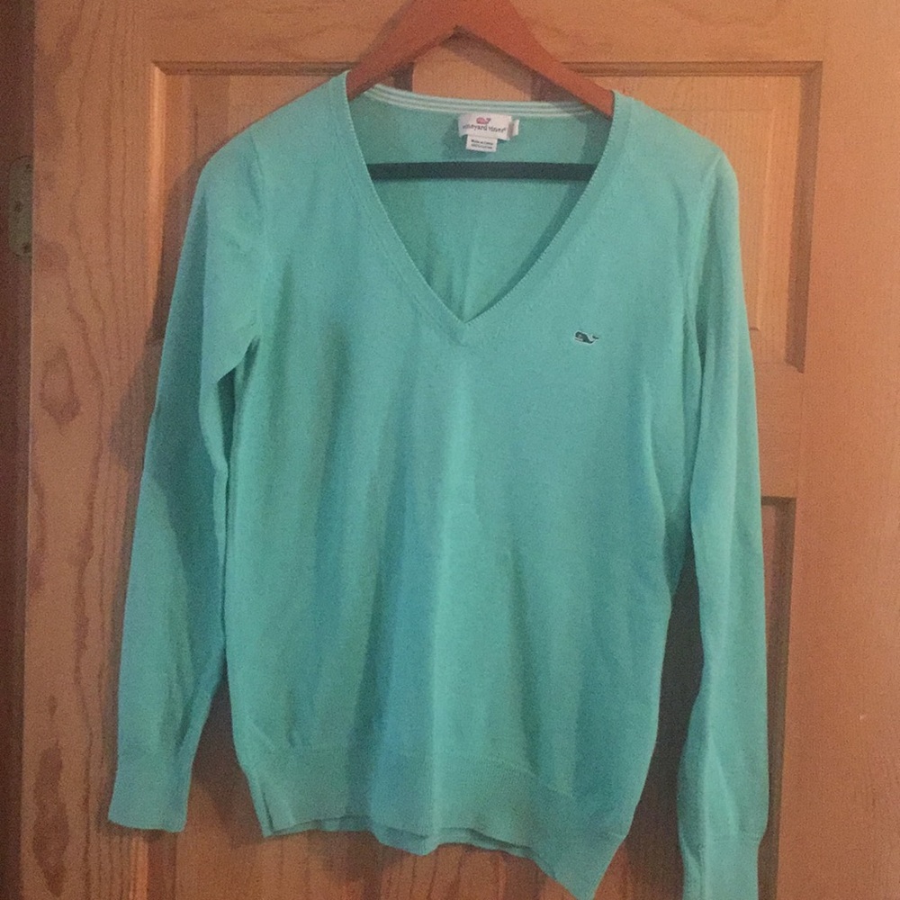 Vineyard Vines Sweater🌸🌸